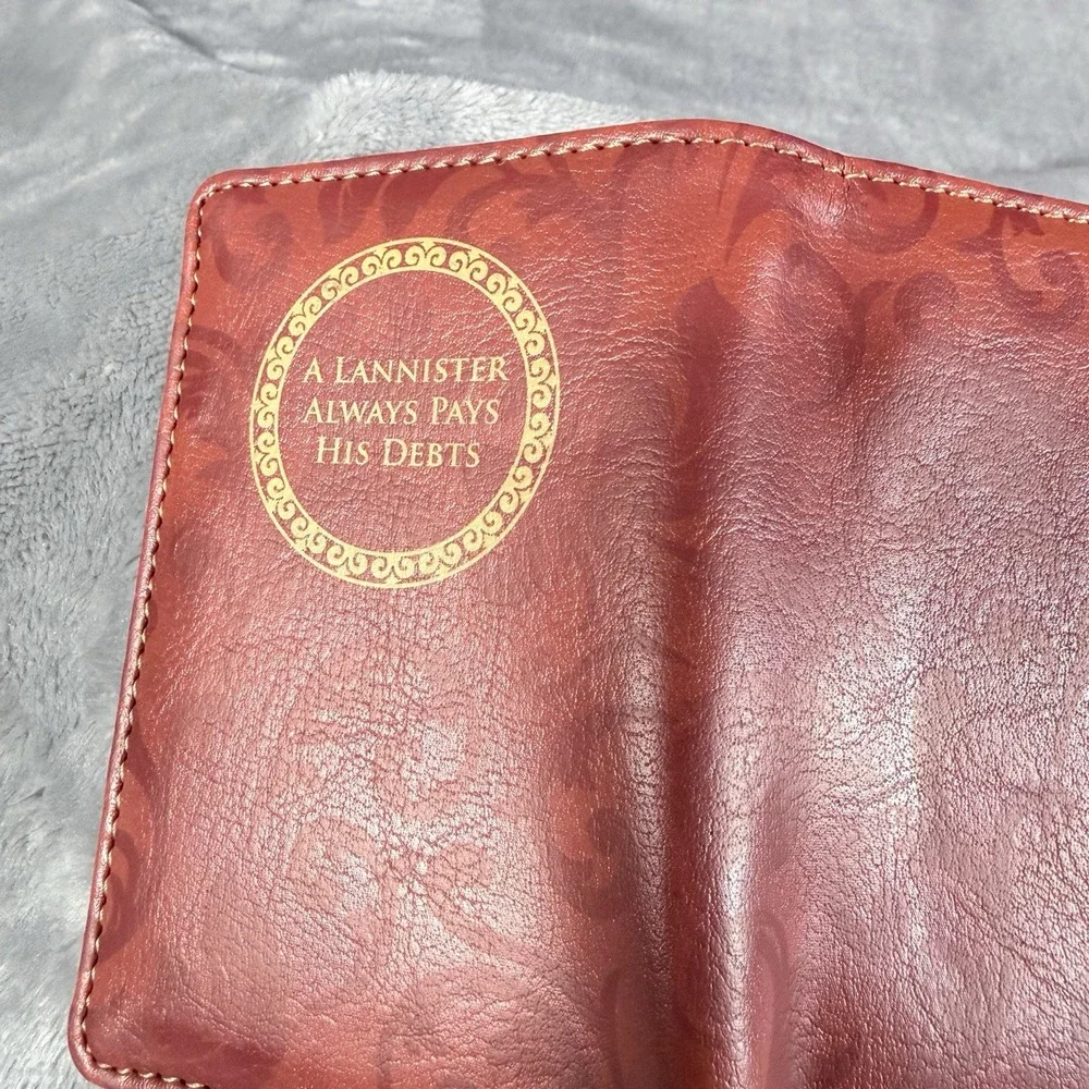 HBO Game of Thrones House Lannister Tri-Fold Wallet w/ ID Windows - thinkgeek